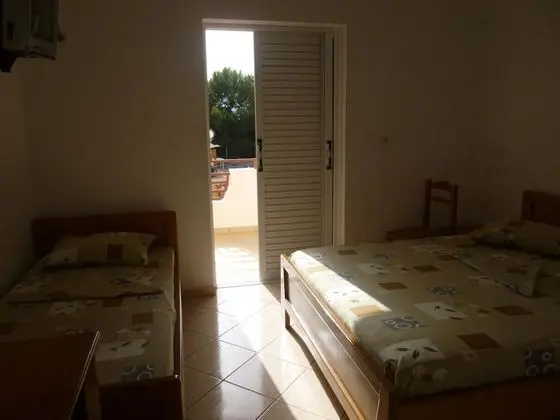 Üç Kişilik Oda, Balkon