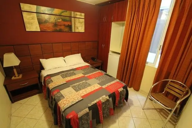 Tek Büyük Yataklı Oda