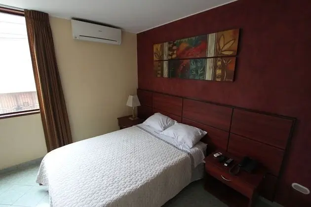 Tek Büyük Yataklı Oda