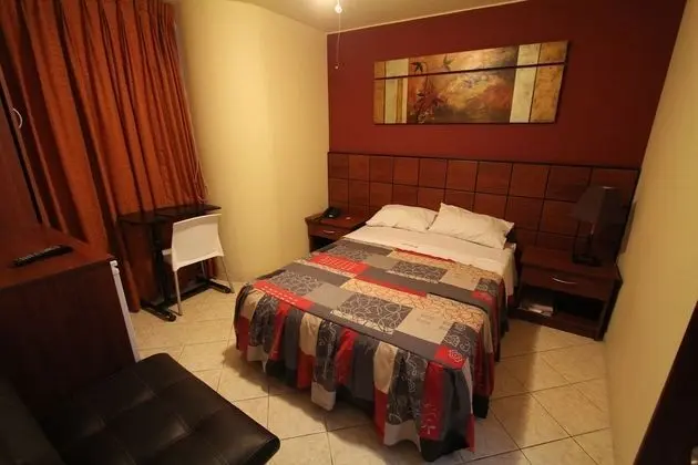 Tek Büyük Yataklı Oda