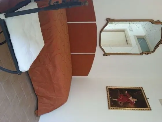 Üç Kişilik Oda