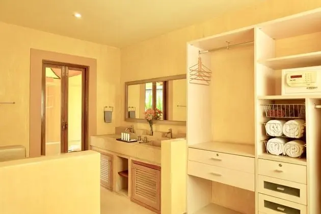 Honey Villa with Private Pool