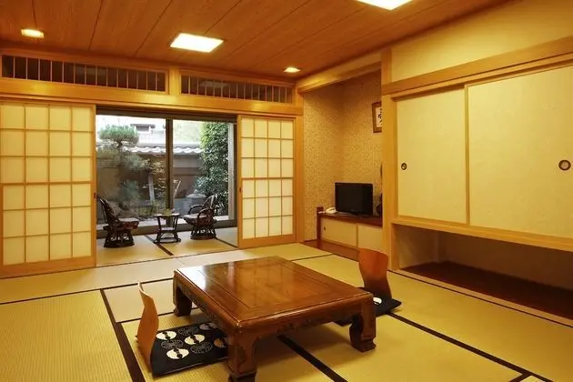 Traditional Oda (Japanese Style for 5)