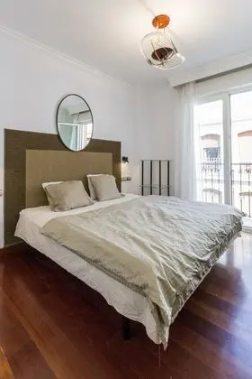 Deluxe Apart Daire, 1 Büyük (Queen) Boy Yatak, Balkon, Şehir Manzaralı