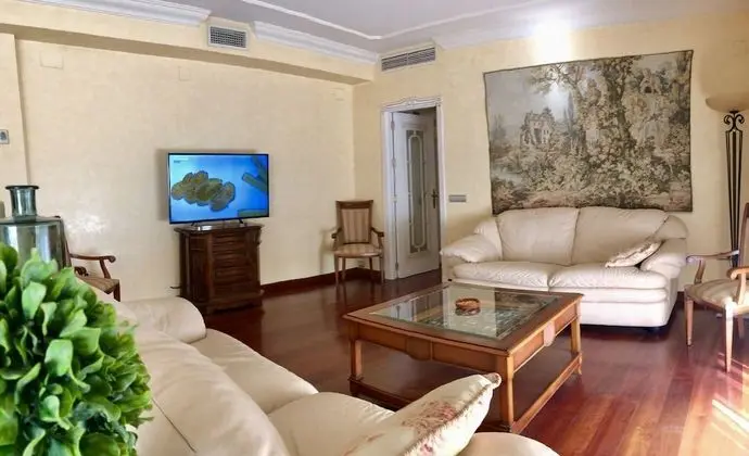 Deluxe Apart Daire, 1 Büyük (Queen) Boy Yatak, Balkon, Şehir Manzaralı