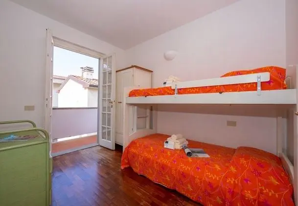 Family Sıra Ev, Birden Çok Yatak, 2 Banyolu, Bahçeli (Chiesina 500mt from sea)