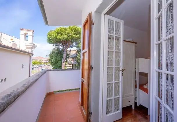 Family Sıra Ev, Birden Çok Yatak, 2 Banyolu, Bahçeli (Chiesina 500mt from sea)