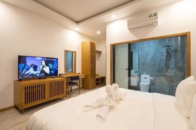 Deluxe Oda, 1 En Büyük (King) Boy Yatak, Balkon, Havuz Manzaralı