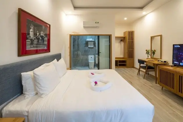 Deluxe Oda, 1 En Büyük (King) Boy Yatak, Balkon, Havuz Manzaralı