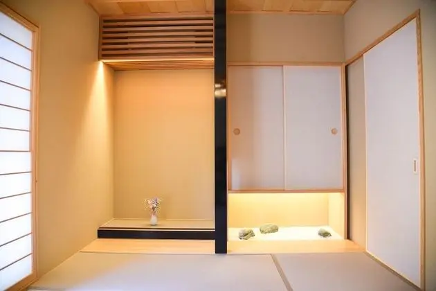Ev (Japanese Style)