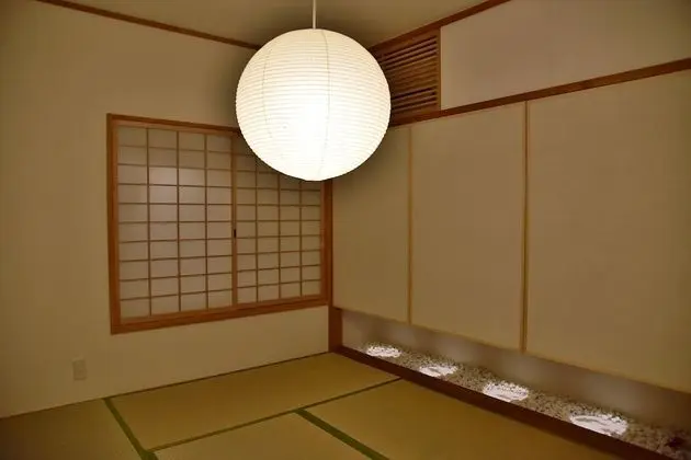 Traditional Ev (Japanese Style)