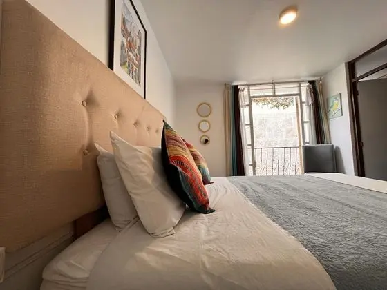 Design Tek Büyük Yataklı Oda
