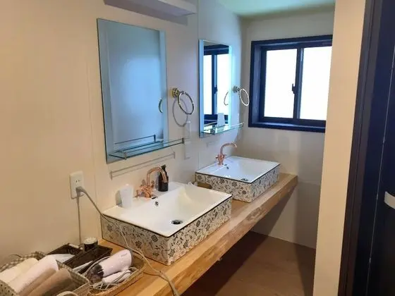 Basic Ev (Private Vacation Home)