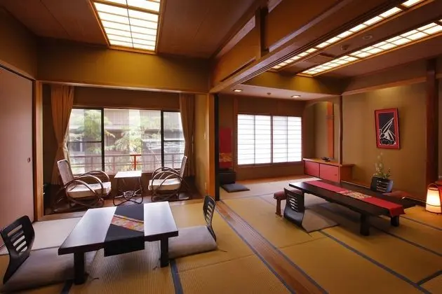 Traditional Oda