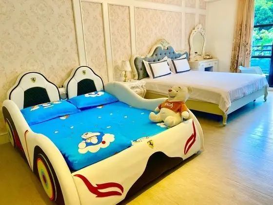 Deluxe Dört Kişilik Oda