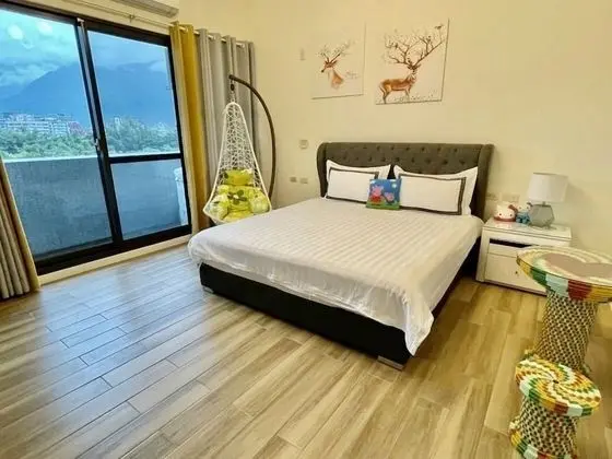 Design Tek Büyük Yataklı Oda