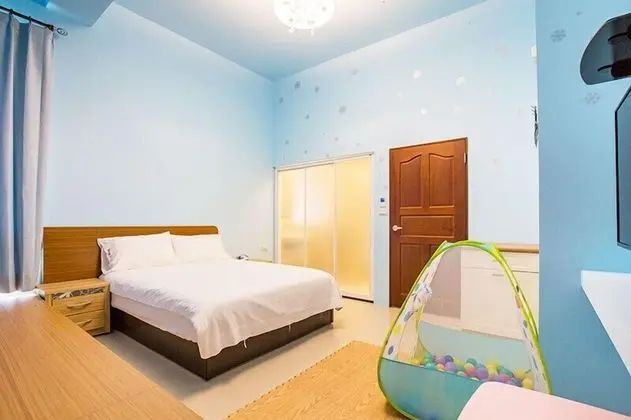 Gallery Tek Büyük Yataklı Oda (101)