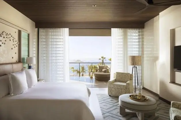 Çift ​​kişilik Ocean View King Bed