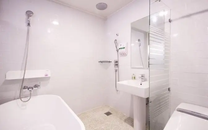 Oda (Deluxe (Netflix Available))