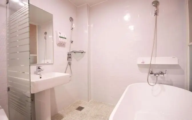 Oda (Deluxe (Netflix Available))