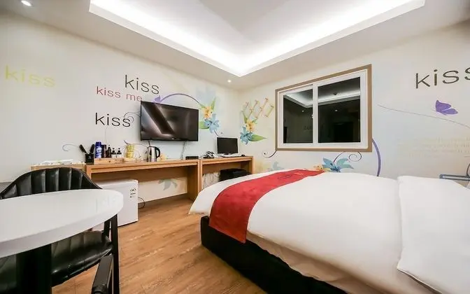 Oda (1 vehicle per room B)