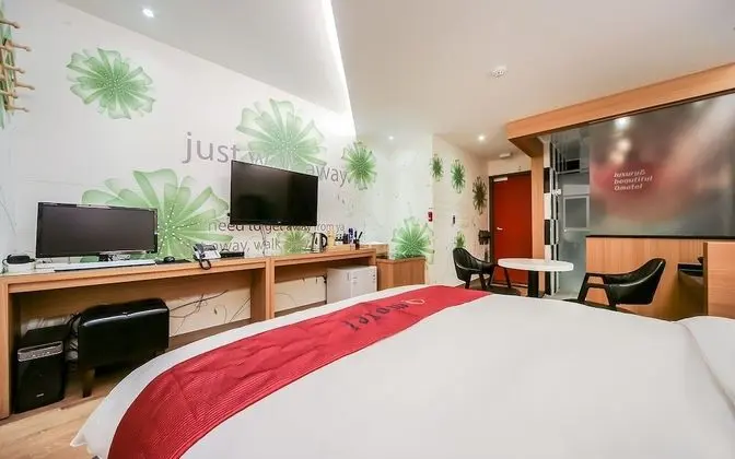 Oda (1 vehicle per room B)