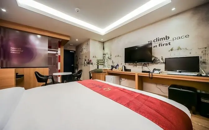 Oda (1 vehicle per room B)