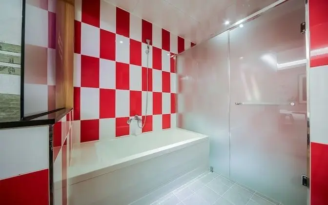 Oda (1 vehicle per room B)