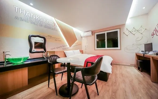 Oda (1 vehicle per room B)