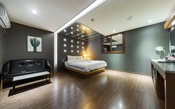 Oda (Standard Room)