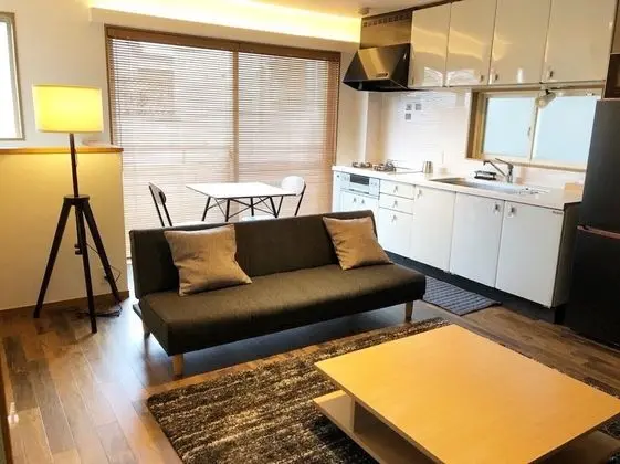 Ev, Sigara İçilmez (Private Vacation Home)