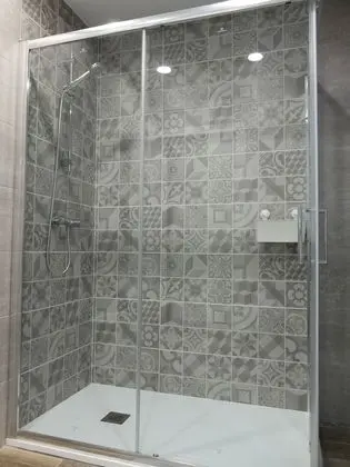 Ortak Ranzalı Oda, Karma Ranzalı Oda, Ortak Banyo (1 bed in a 14-Bed Dormitory Room)