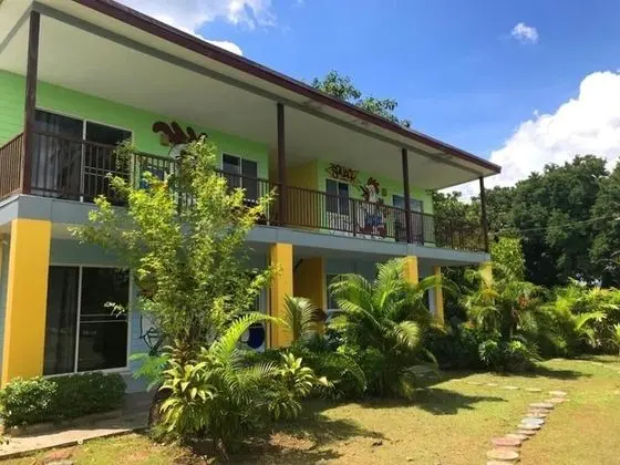 Economy Tek Büyük Yataklı Oda, 1 Büyük (Queen) Boy Yatak, Teras, Bahçe Manzaralı