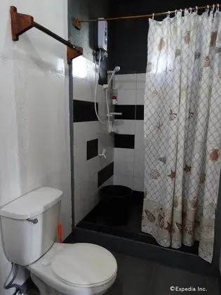 Tek Büyük Yataklı Oda (Deluxe Double Aircon Room)