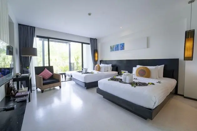 The Chill Deluxe with Twin Beds