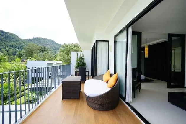 The Sky Jacuzzi Suite