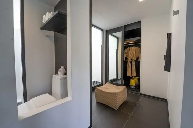 The Sky Jacuzzi Suite