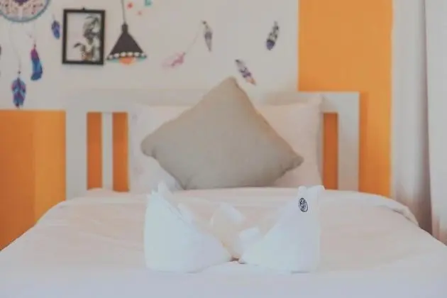 Standard Twin Room with Shared Bathroom