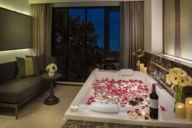 Premier Tek Büyük Yataklı Oda