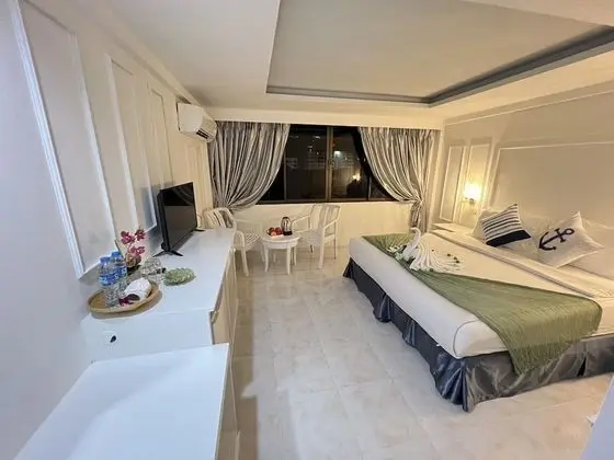 Premium Tek Büyük Yataklı Oda, Balkon