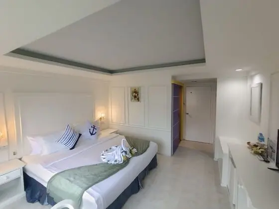 Premium Tek Büyük Yataklı Oda, Balkon