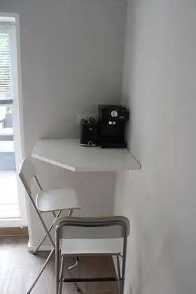 Apart Daire (Singapore)