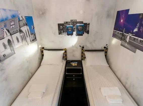 Tek Büyük Yataklı Oda, Özel Banyo