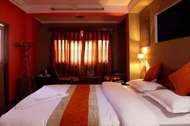 Deluxe Tek Büyük Yataklı Oda, 1 Büyük (Queen) Boy Yatak