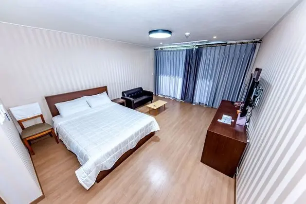 Business Tek Büyük Yataklı Oda, Şehir Manzaralı