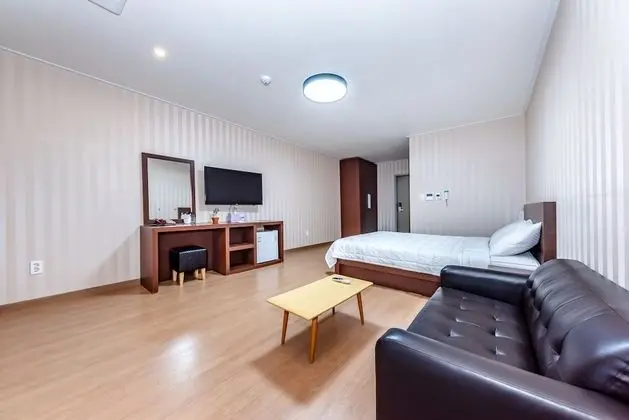 Business Tek Büyük Yataklı Oda, Şehir Manzaralı