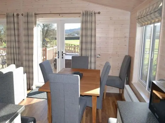 Premium Apart Daire, Banyolu/Duşlu (Red Kite Lodge)