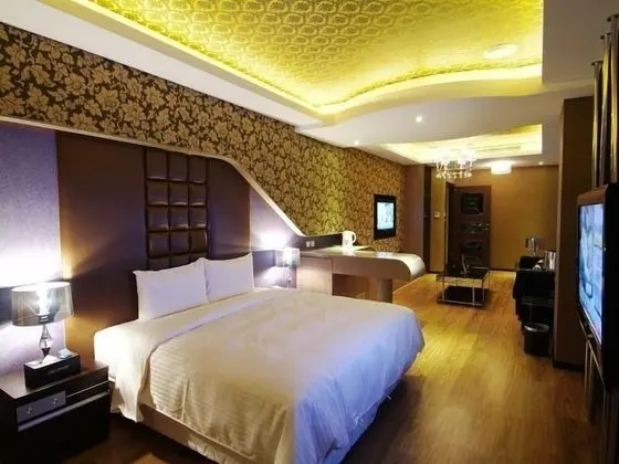 Deluxe Tek Büyük Yataklı Oda
