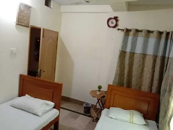 Standard Tek Büyük veya İki Ayrı Yataklı Oda