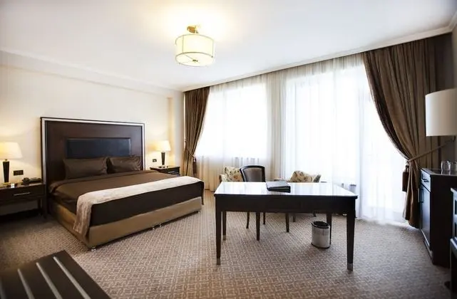 Deluxe İki Ayrı Yataklı Oda